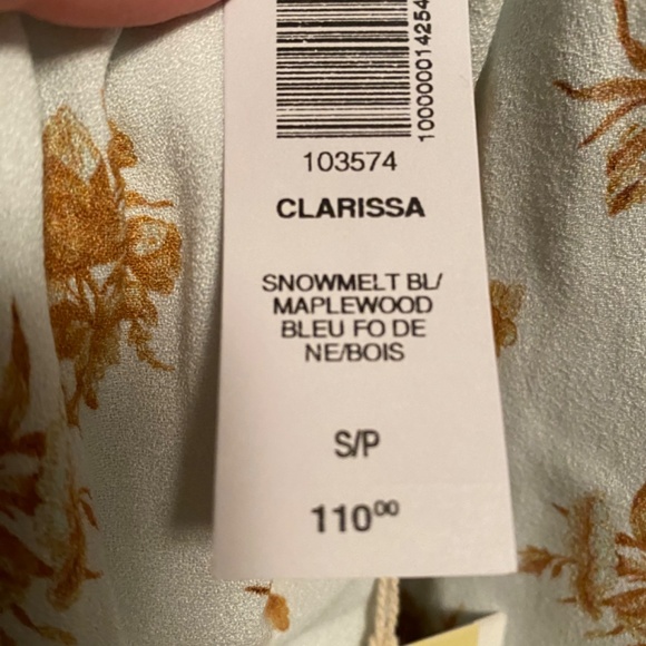 BNWT Aritzia Clarissa Blouse Small - Snowmelt/Maplewood Style - Picture 3 of 5